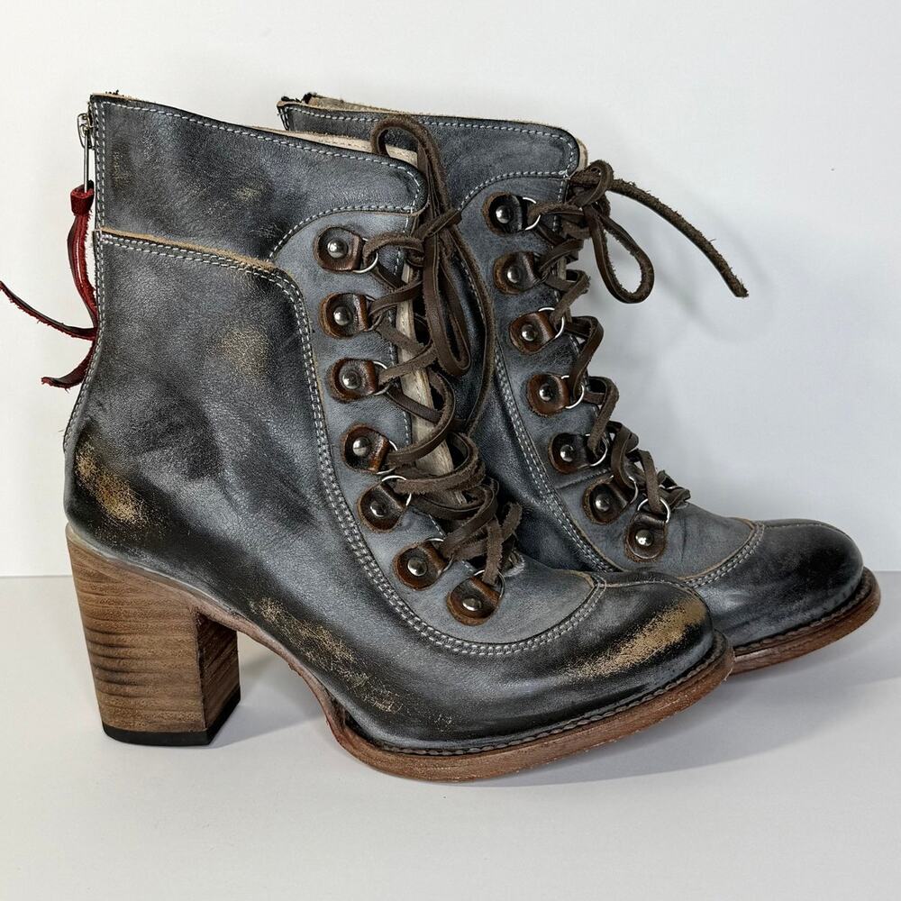 Freebird Women’s‎ Size 7 Borow Distressed Gray Lace Up Combat Ankle Boots Heeled - Picture 2 of 6